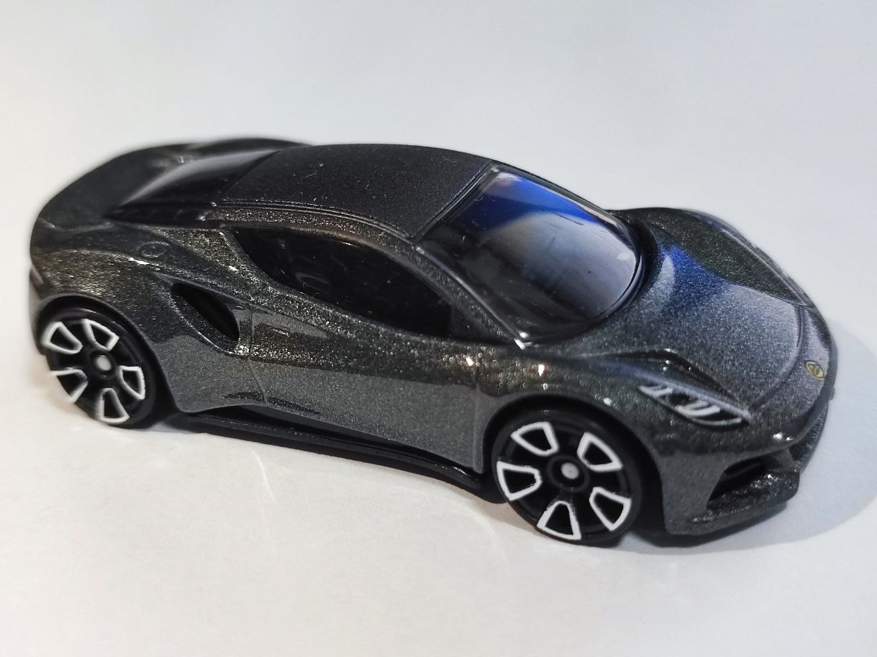 Hot wheels lotus sale