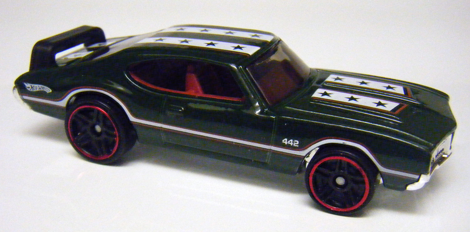 Silver Silver 2009 Hot Wheels Hoiday Hot Rods Olds 442