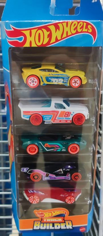 NEW HOT WHEELS CARS!! Hotwheels Track Stars Toy Collection in Toys R Us 