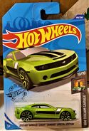 Hot Wheels 2020 Treasure Hunt 2013 Chevy Camaro Special Edition HW Dream Garage Series 10/10