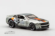 CFJ78 - 10 Ford Shelby GT500-1