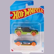 HW HWD06.jpg (273 KB) Drone Duty (above) in 2024 HW Track Builder 2-Pack