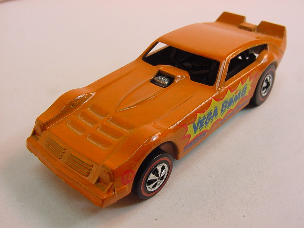 HOT WHEELS　VEGA BOMB　Redline　レッドライン　香港製 HOT WHEELS VEGA BOMB Redline レッドライン 香港製 - メルカリ