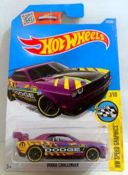 2014 Hot Wheels 107/250.YELLOW Dodge Challenger Drift Car New in Package!
