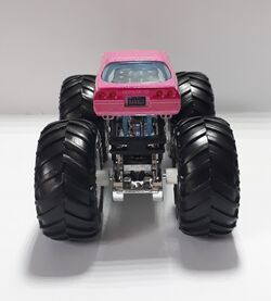 Barbie monster vette clearance