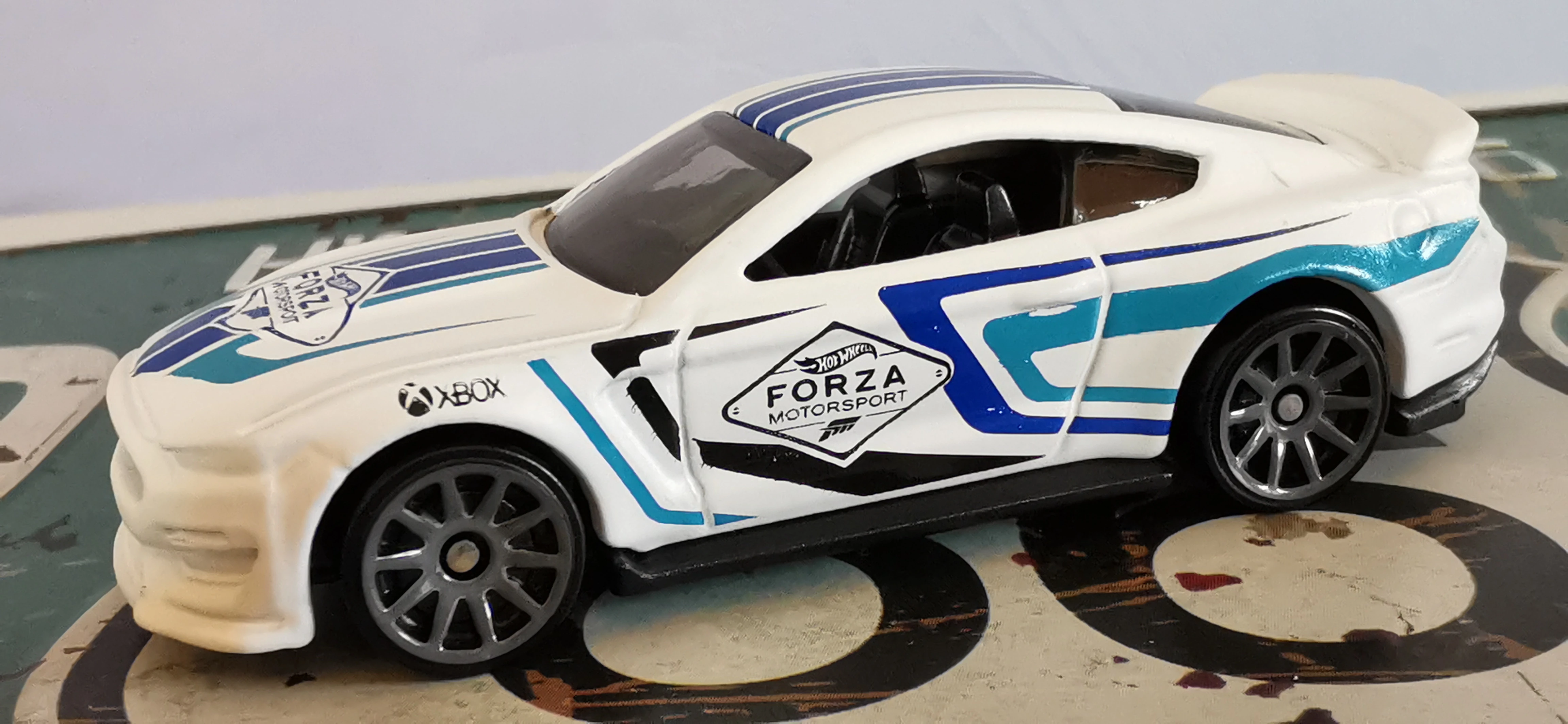 2020 Ford Shelby GT350R (Oxford White)