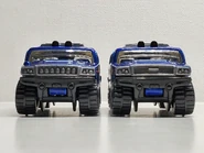 RocksterGrillComparison.jpg (1.54 MB) Comparison of the original vertical bar grille (left) and the mesh grille (right).