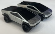 Comparison between both castings