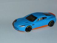 Aston martin blau DSC09306