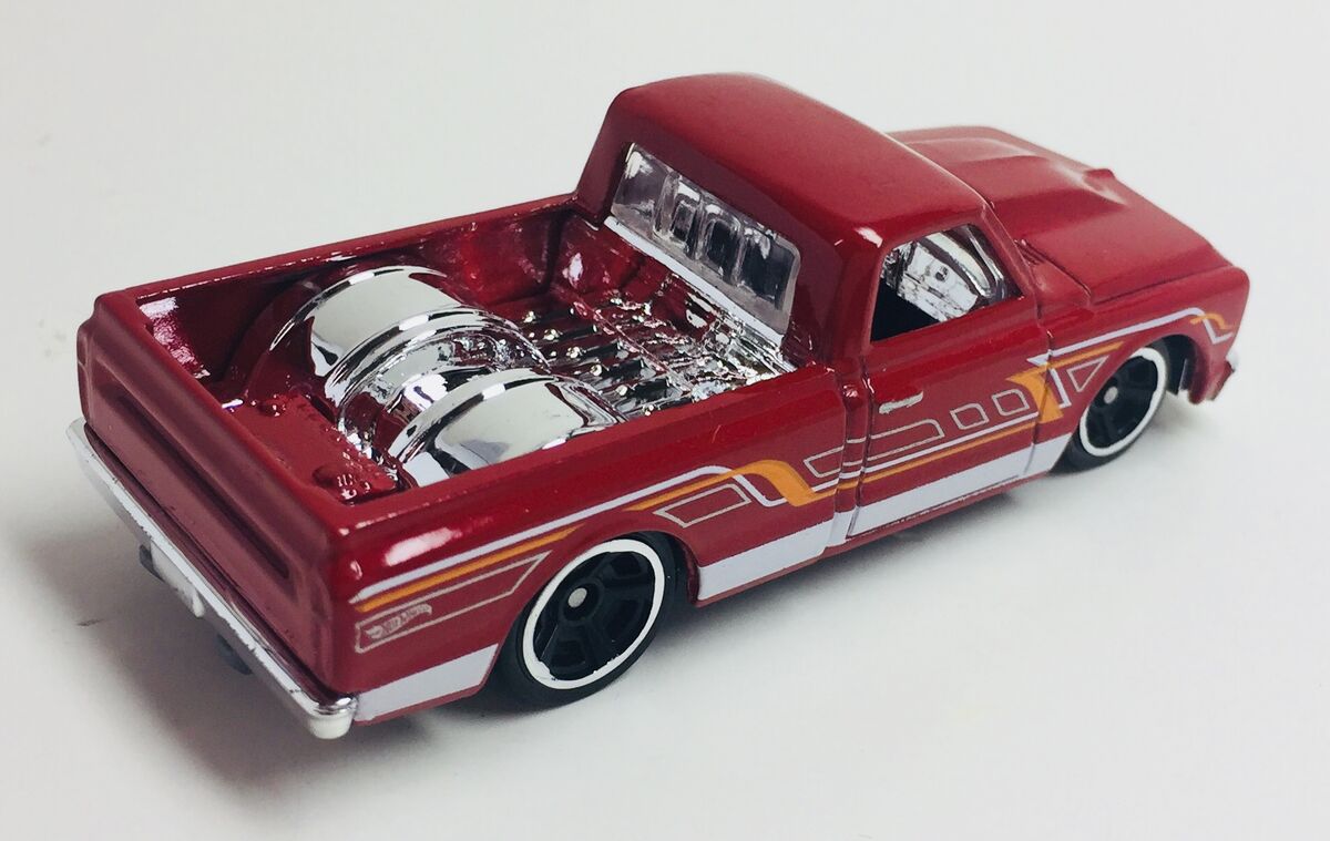 Hot wheels hot trucks 2018 clearance