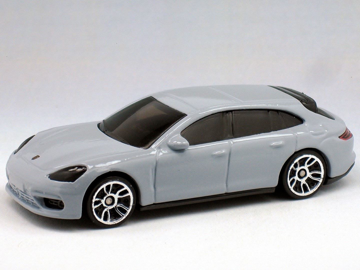 Porsche Panamera Turbo S E-Hybrid Sport Turismo, Hot Wheels Wiki