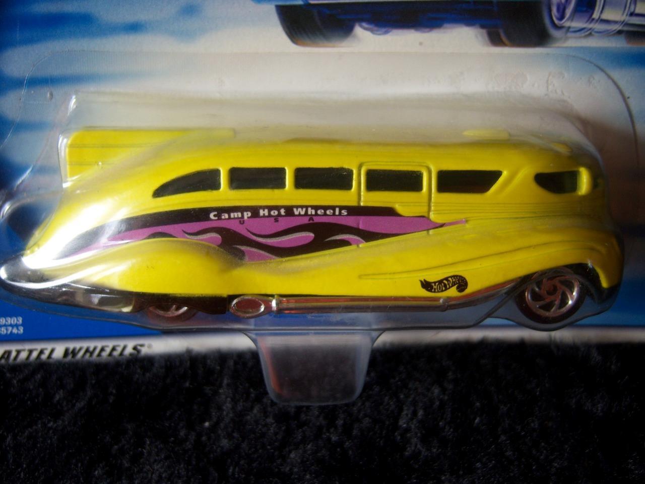 2001 Hotwheels Haulers Camp Hot Wheels