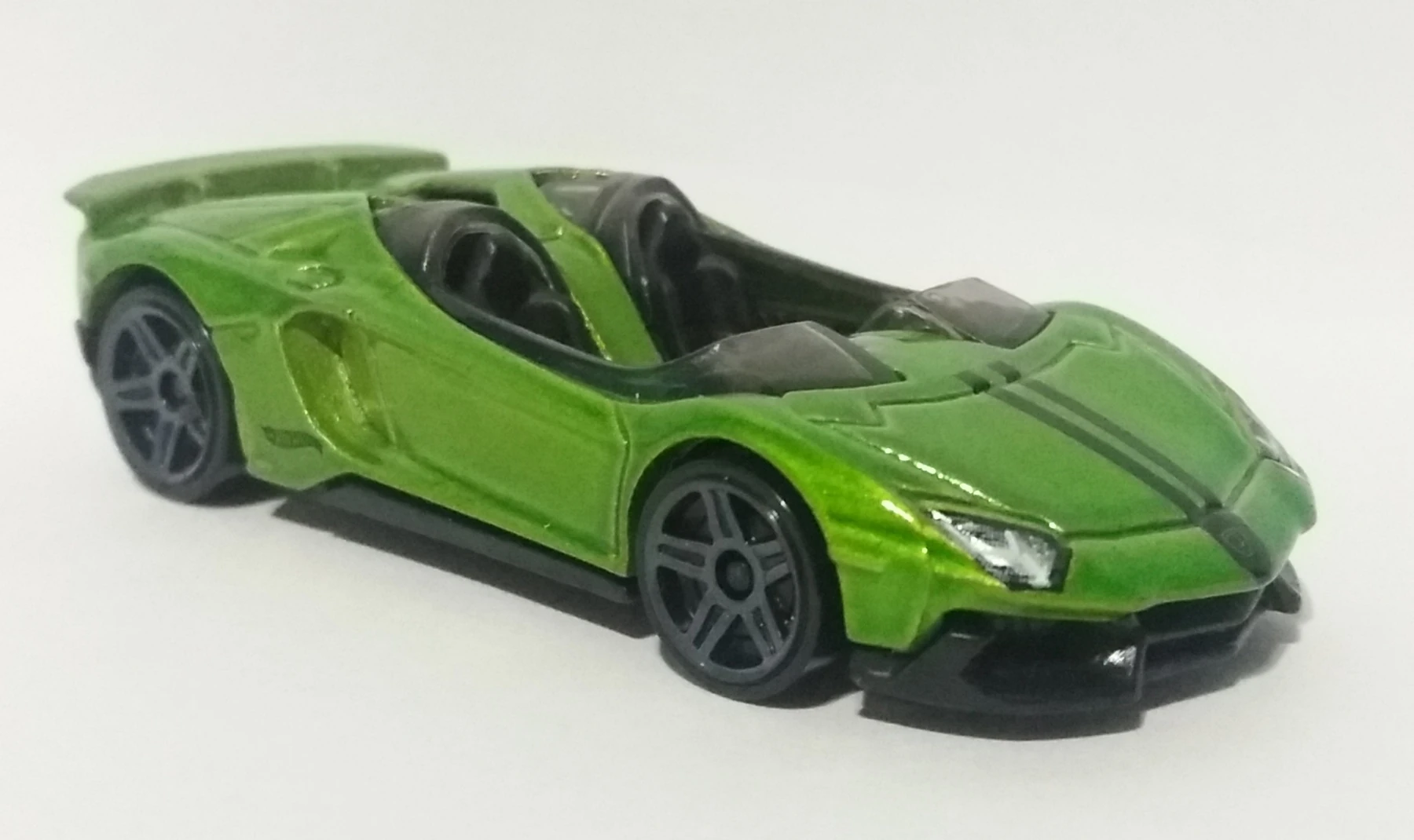 2017 Lamborghini Aventador J (Verde Selvans)