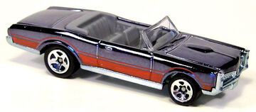 ミニカー Hot Wheels Classics 1967 PONTIAC GTO Hot Wheels- '67 Pontiac GTO - Convertible Series 6/10 [red