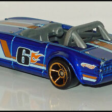 hot wheels triumph tr6