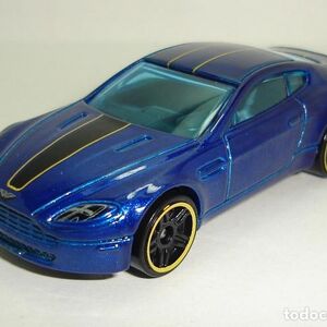 hot wheels aston martin vantage