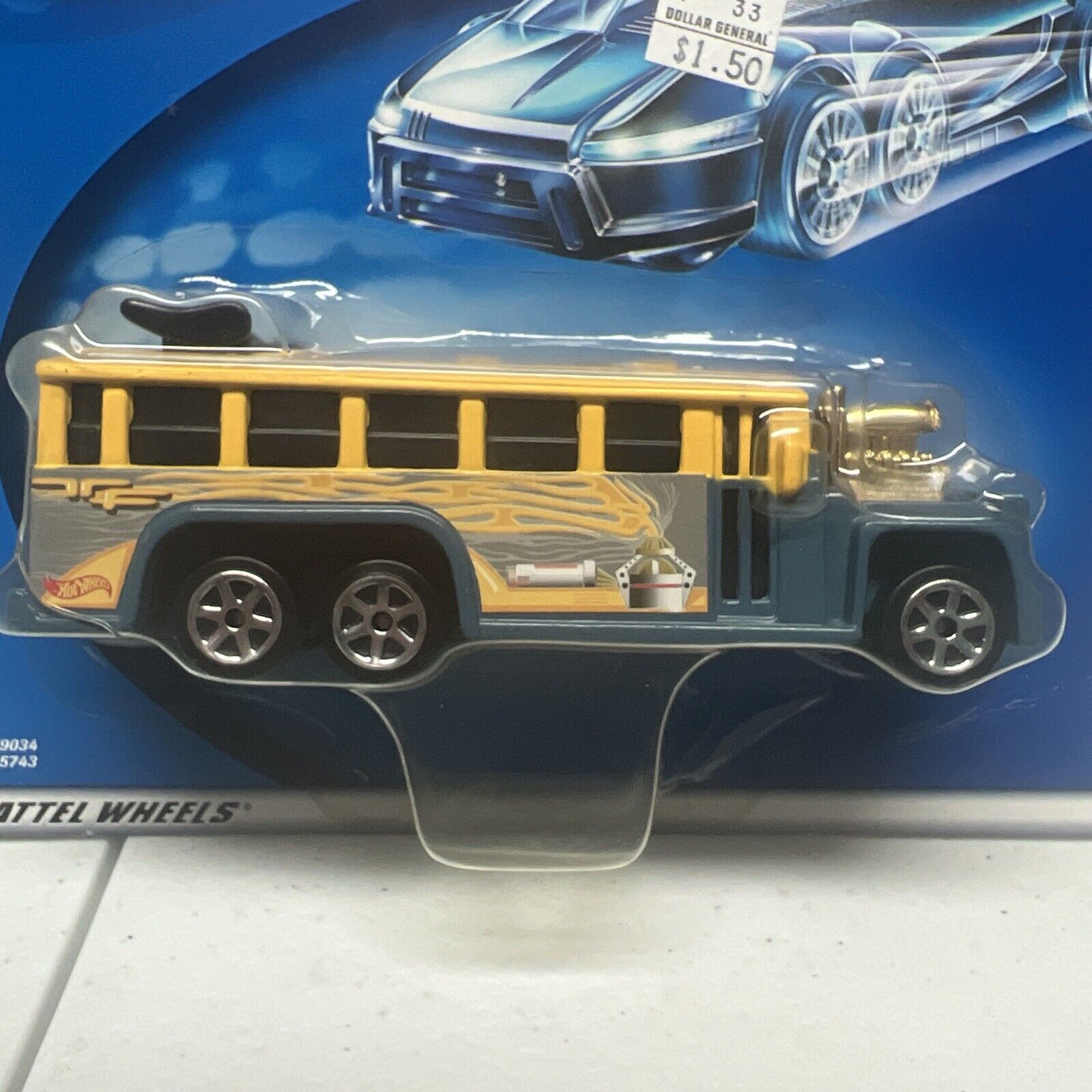 2001 Hotwheels Haulers Camp Hot Wheels