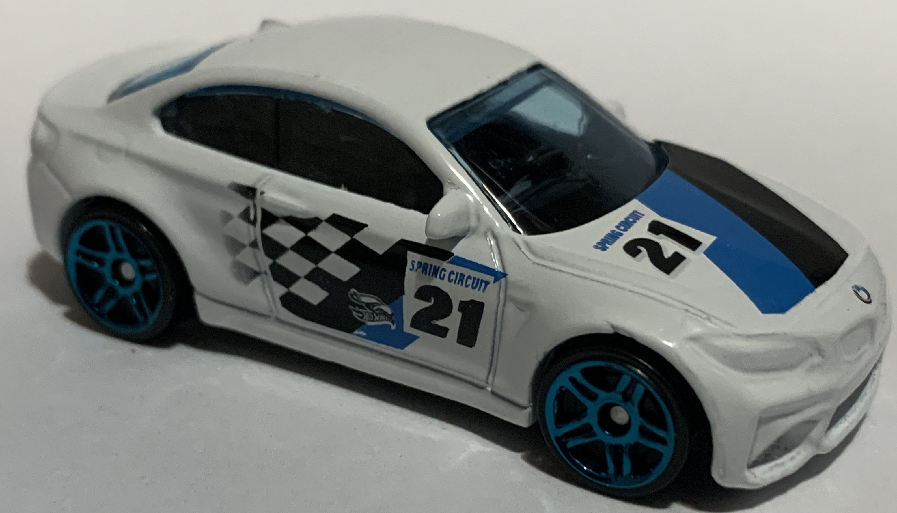 Se produkter som liknar Hot Wheels 2019 - 2016 BMW M2.. på Tradera  (617220886)