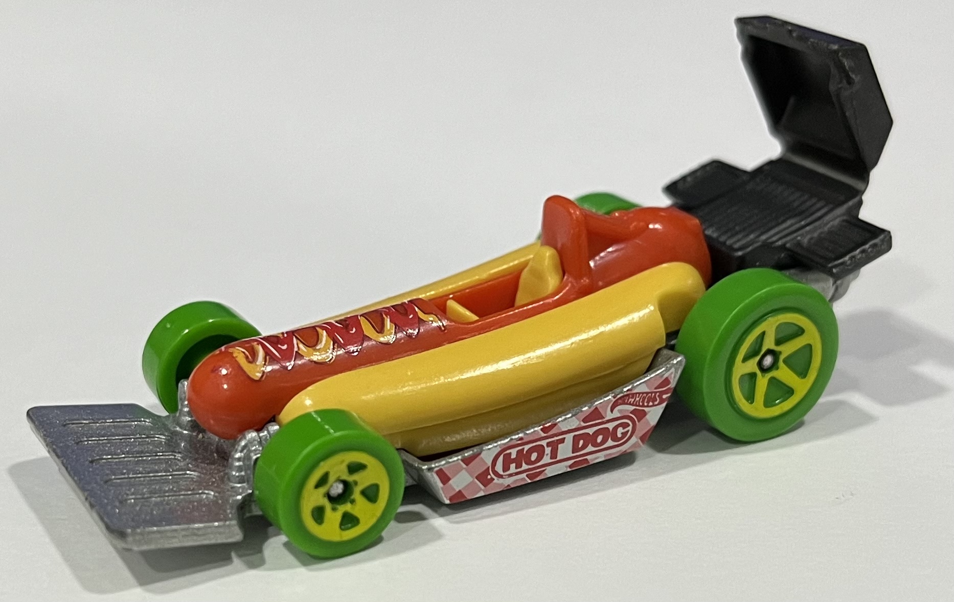 hot wheels hot dog car