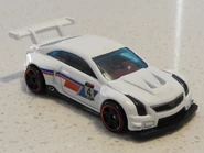 2019 HW Race Day White