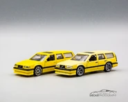 GTC62 vs GRJ67 - Volvo 850 Estate Carded-1.jpg (1.78 MB) Mainline vs Premium