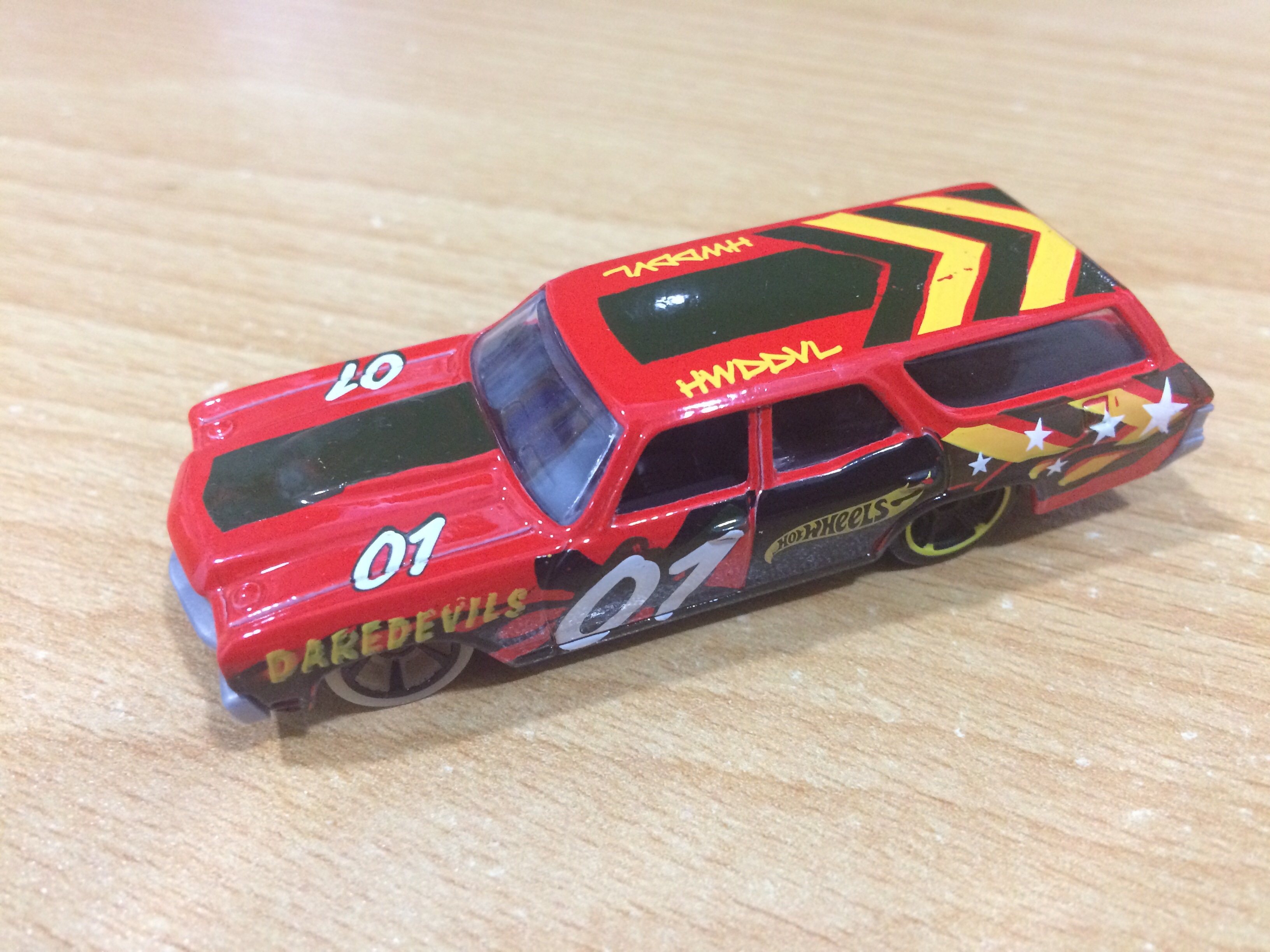 2018 Hot Wheels HW Daredevils '70 Chevelle SS Wagon 1/5 Red 