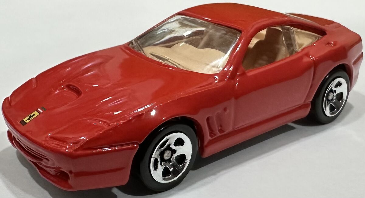 B21 1:43 IXO HOTWHEELS FER003 FERRARI 575M 575 M MARANELLO