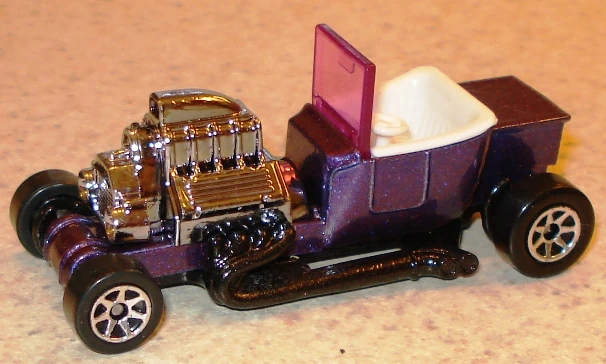 1995 T-Bucket (Metalflake Purple)