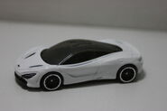 McLaren 720S (2)