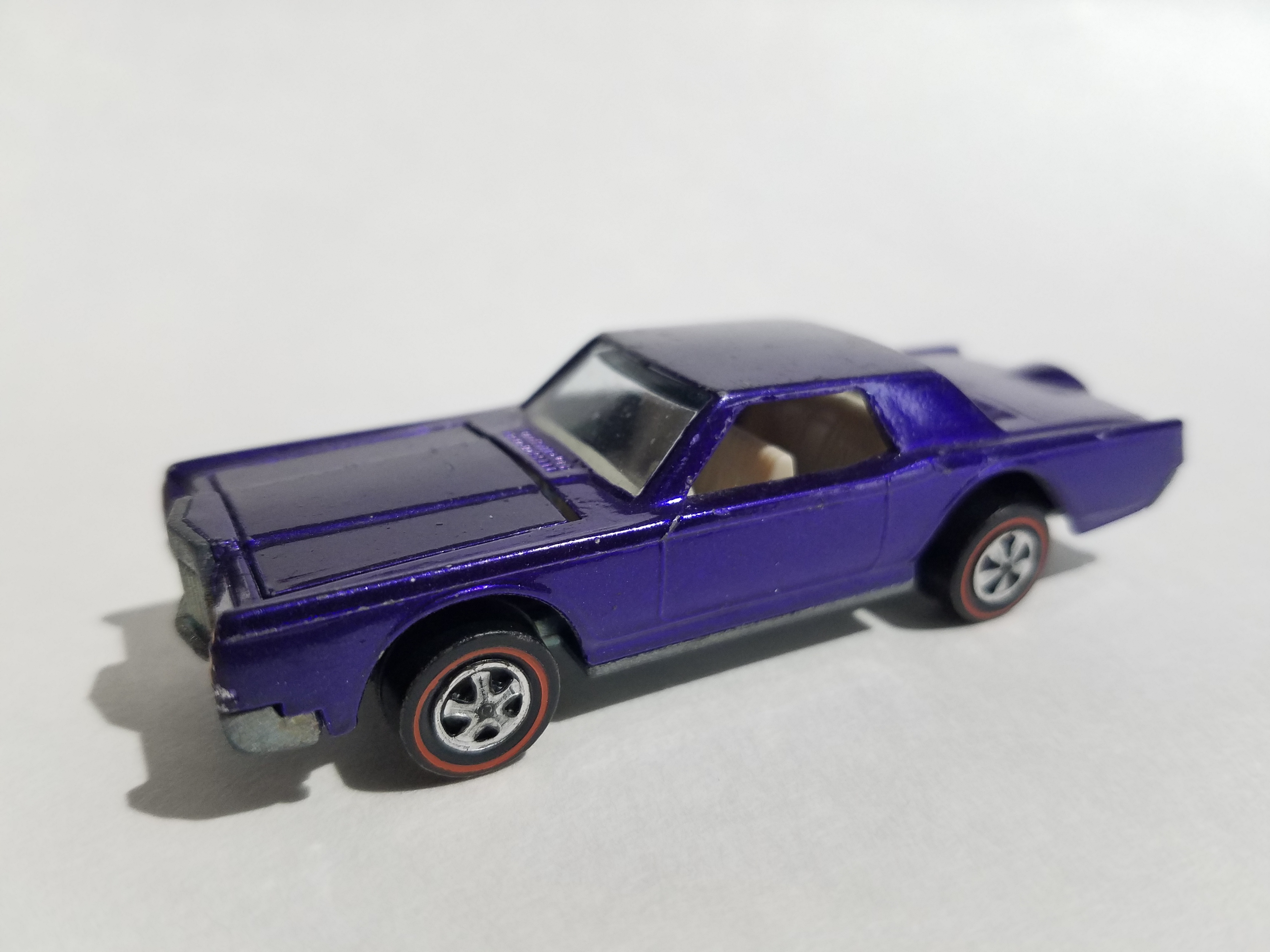 ホットウィール  レッドライン　カスタムコンチネンタル　リンカーン　マーク３ Vintage Hot Wheels Redline Custom Continental Mark III