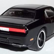 dodge challenger srt8 hot wheels