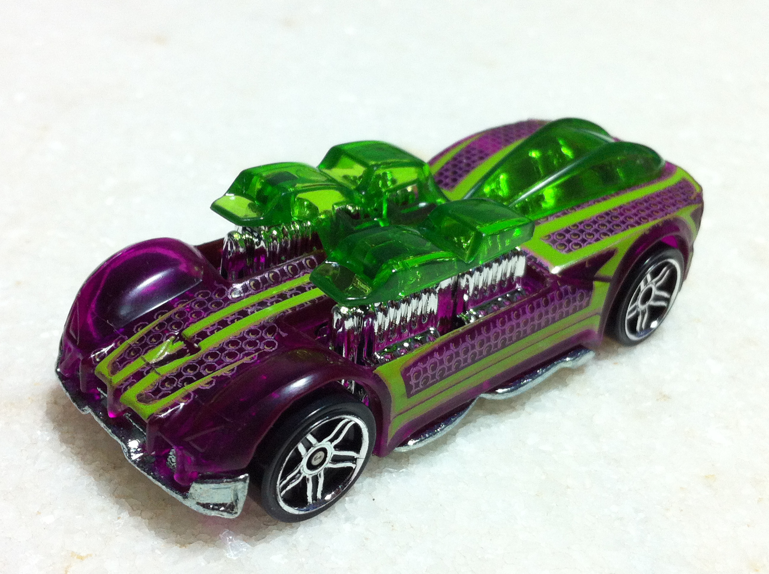 2008 Hot Wheels ~Web Trading Cars~ So Fine 3/24 Purple Version
