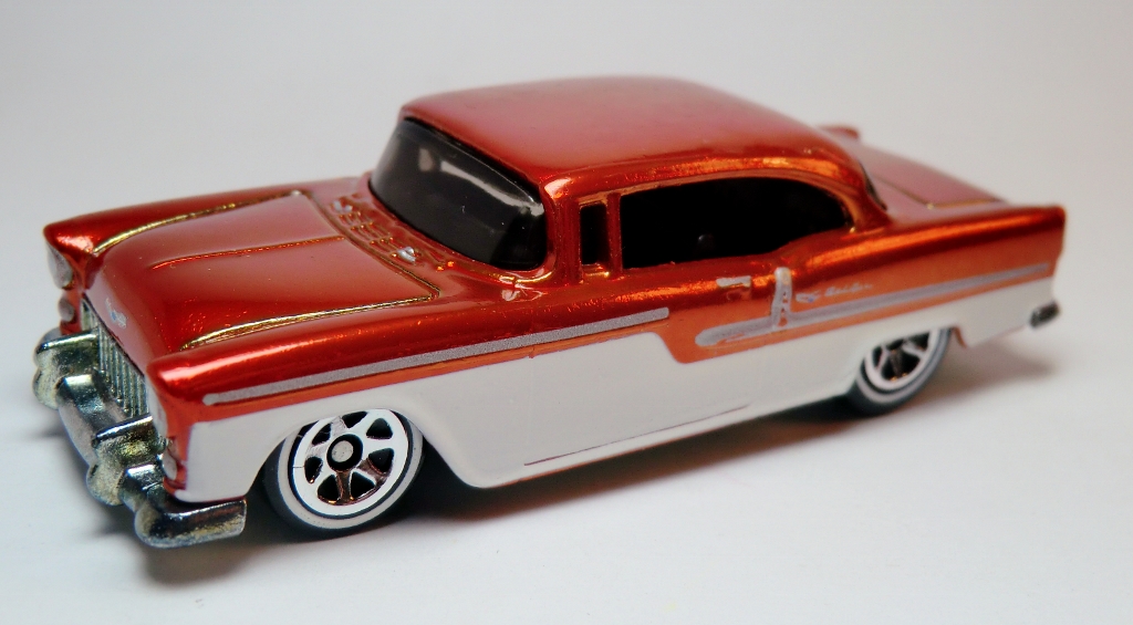 Hot Wheels '55 1955 Chevy Chevrolet Chevy HW Flames 2/10 Yellow 