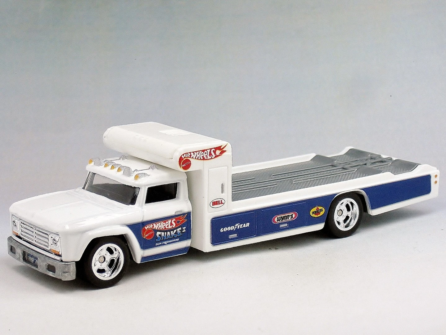 PLYMOUTH DUSTER FUNNY CAR RETRO RIG 1/24 Revell 1970 Plymouth