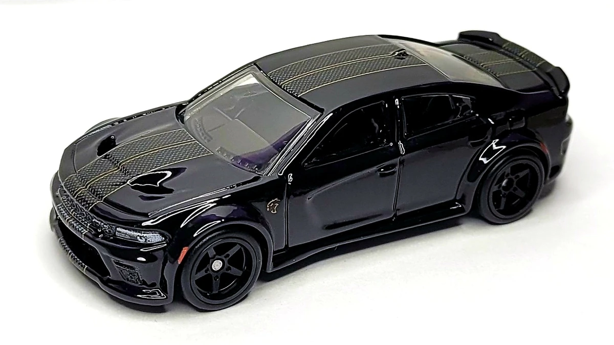 GT SPIRIT DODGE Charger SRT Hellcat Widebody 1/18 EUR 100,00 - FR