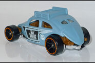 Custom VW Beetle by Baffalie.