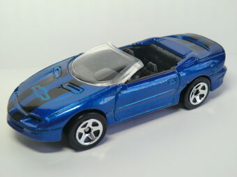 hot wheels 95 camaro convertible