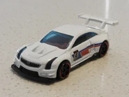 2019 HW Race Day White