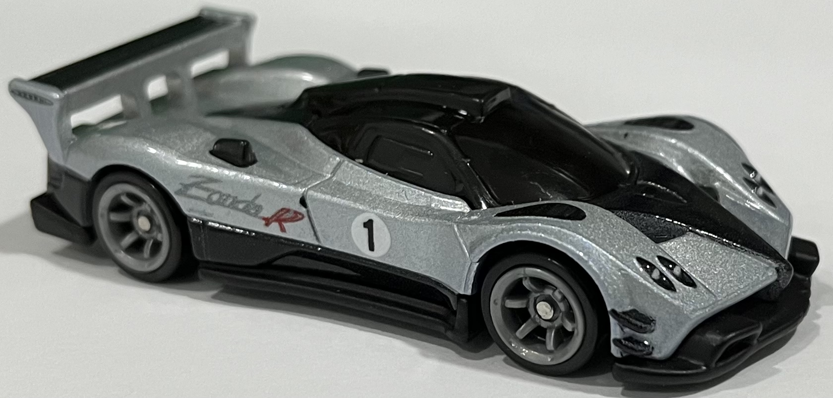 Pagani zonda deals hot wheels