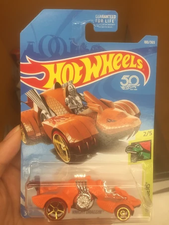 hot wheels knight dragon