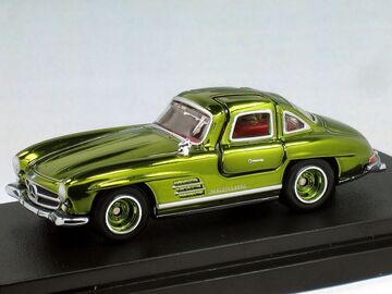 A BATHING APE 1/64 BAPE x HOT WHEELS 55 MERCEDES-BENZ 300SL