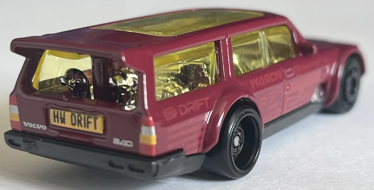 Volvo 240 Drift Wagon Hot Wheels