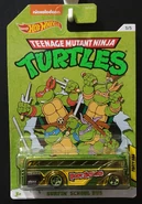 2020 Nickelodeon TMNT 5 of 5 Party Van (Surfin' School Bus)