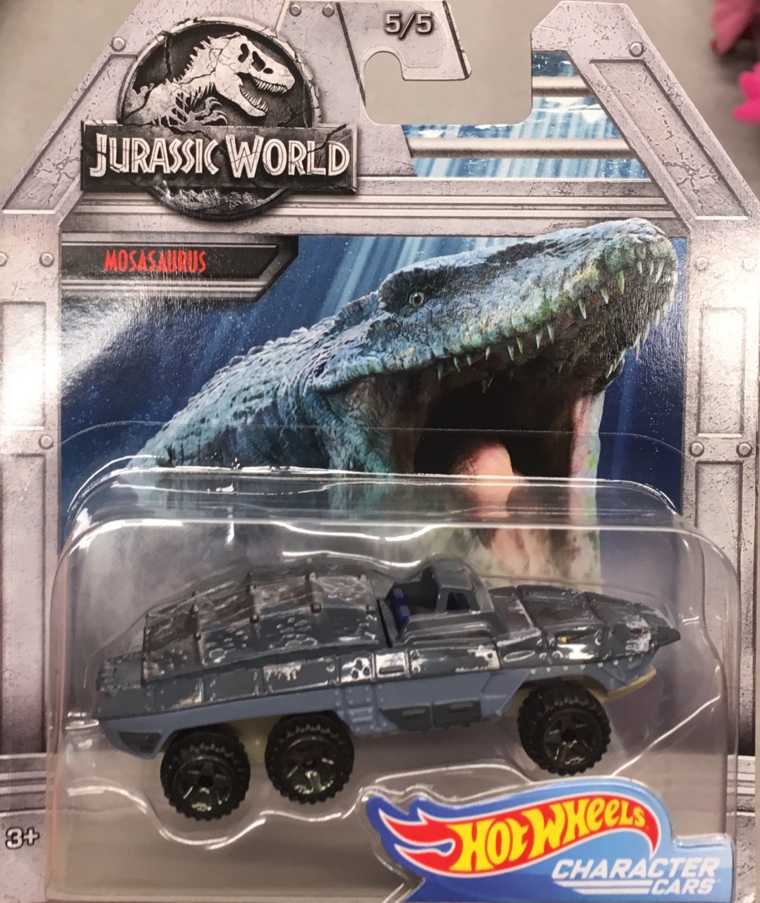 Jurassic world deals hot wheels cars