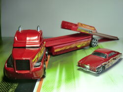 Hot Wheels Truckin Transporters Tractor Trailer Nitro Scorcher Dragster  Race Car