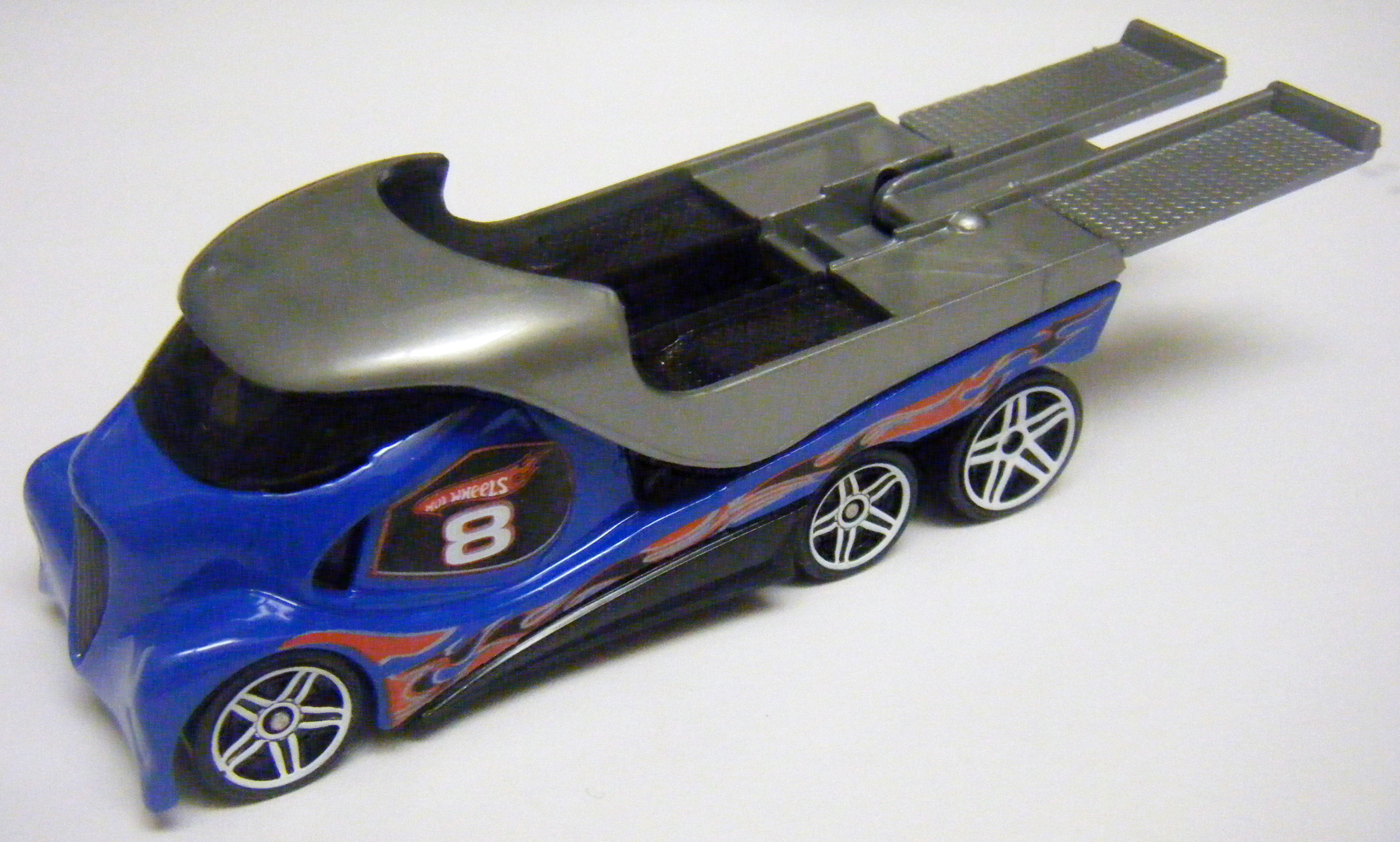 9002 Hot Wheels First Editions Cabbin' Fever 2000-082 