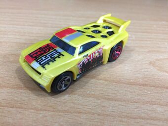 hot wheels acceleracers bassline