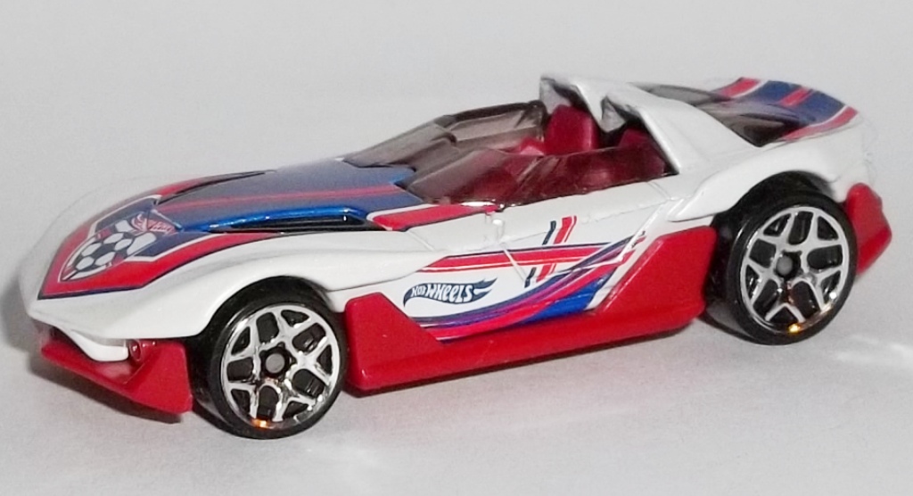Details about   2014 Hot Wheels #12 HW City-HW Goal YUR SO FAST White/Red Variant w/Chrome 5Y Sp 