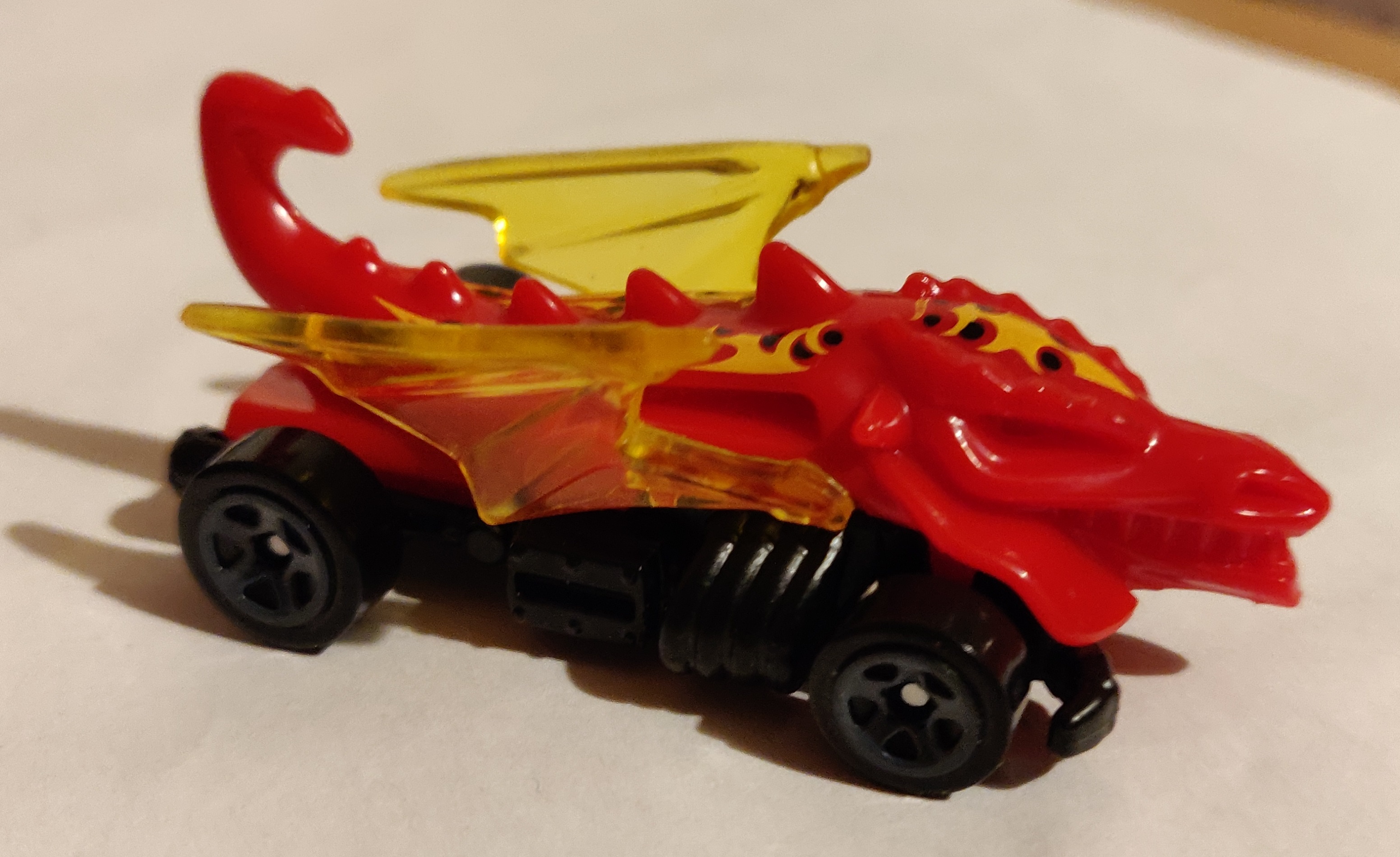 Hot Wheels 2016 Dino Riders Dragon Blaster (Dragon Car) 247/250, Red