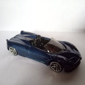 pagani huayra roadster hot wheels